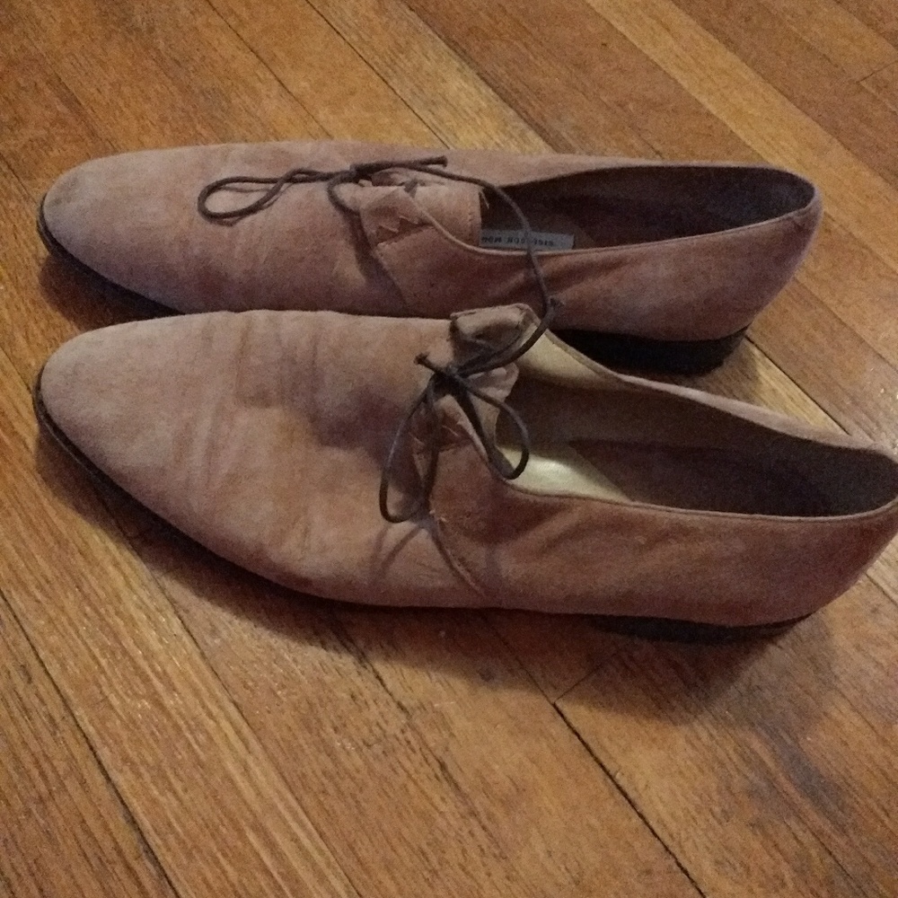 Sigerson Morrison tan brogues.